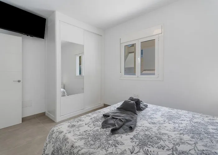 Violeta * Costa Del Silencio