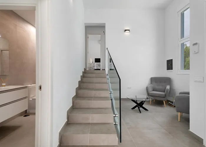 Violeta Costa Del Silencio