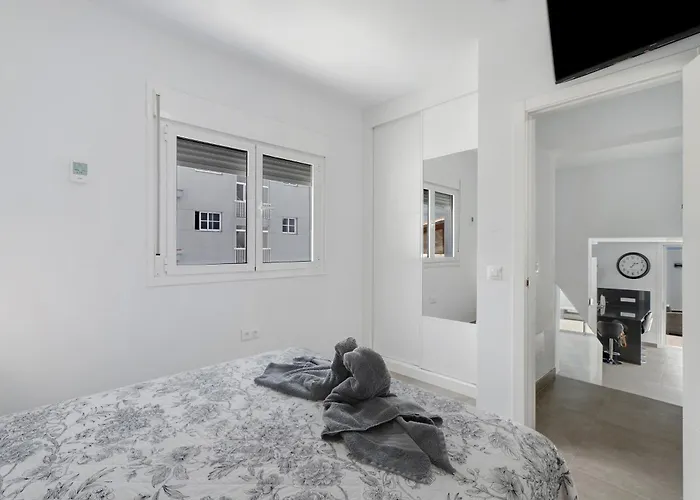 Violeta * Costa Del Silencio